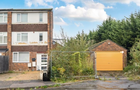 Land for sale in Windsor photo